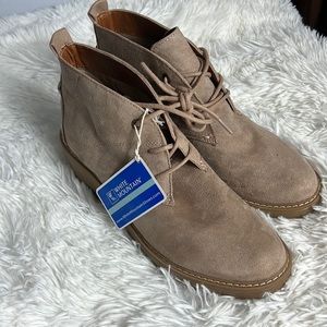 White Mountain New with Tag Daniella Lace Up Tan Suede Booties 9M